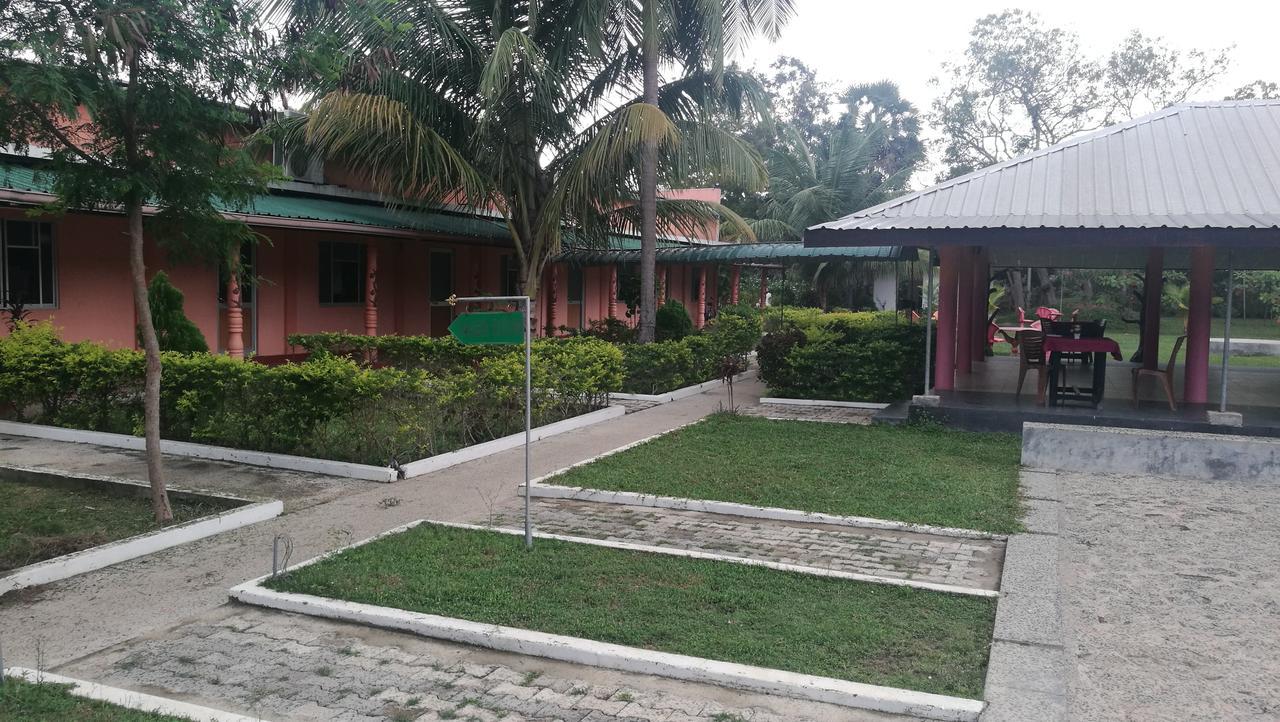 Friends Paradise Kilinochchi Exterior foto
